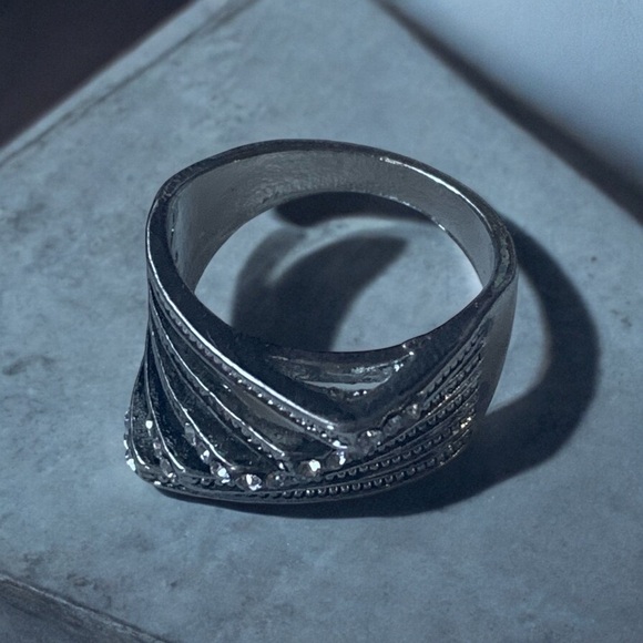 MIM Futuristic Silver Plated Modernist 5 Rows Triangular Fashion Ring Jewelry - Picture 5 of 11